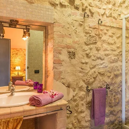 Villa Podere Torricella 16, Emma Narni