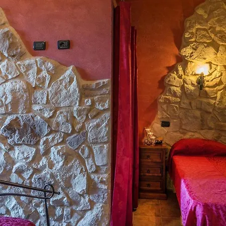 Villa Podere Torricella 16, Emma Narni