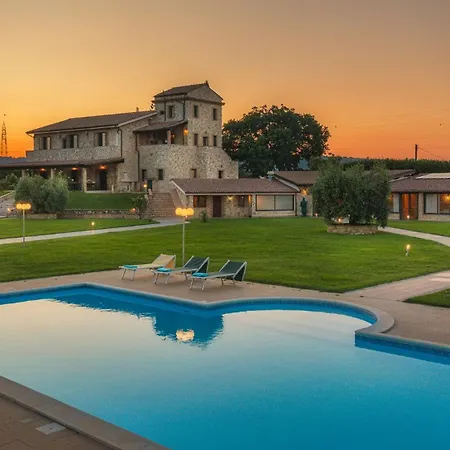 Vila Podere Torricella 16, Emma Narni